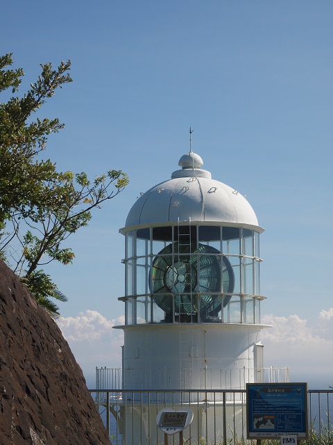 e0303726_2230035.jpg