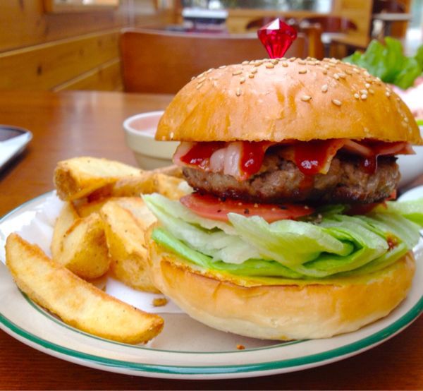 バーガーランド_e0292546_2205860.jpg