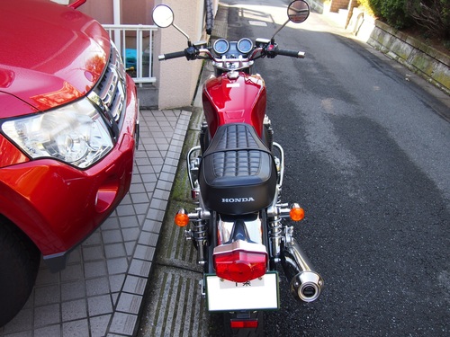 CB1100 Kスタイルシートに交換。 : Husqvarnaでのんびりいこう♪ CB1100 Kスタイルシートに交換。 : Husqvarnaでのんびりいこう♪