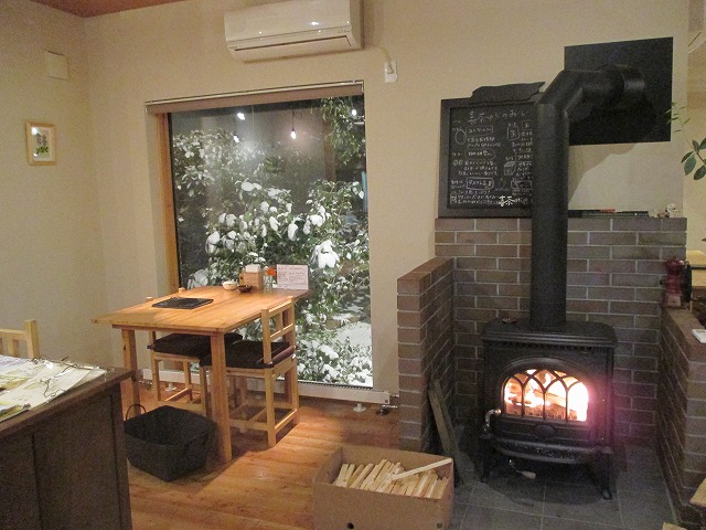 f0202703_23514350.jpg