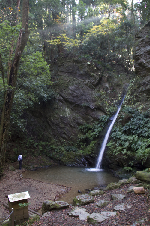 鎌北湖から宿谷の滝...3ラスト_a0229634_1417943.jpg