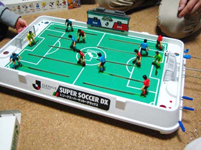 サッカーゲーム_f0133734_2220734.jpg