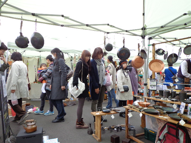 芦原橋アップマーケット17日晴れ_e0292359_1917264.jpg