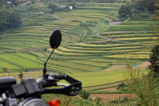 f0248120_2221522.jpg