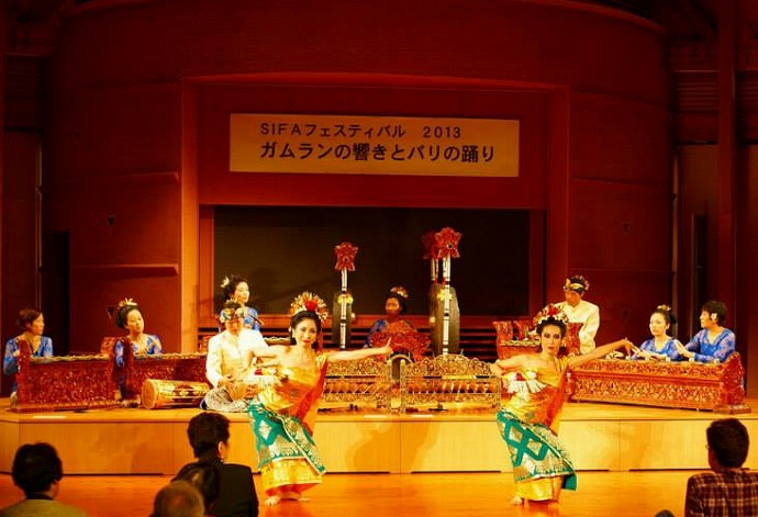SIFAフェスティバル2013 ガムランの響きとバリの踊り終了しました_e0017689_19175034.jpg