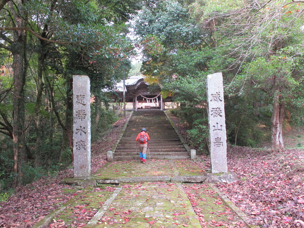 宇佐のかくれ名山～台山を登る　2013･11･17（日）くもり_a0166196_9462479.jpg