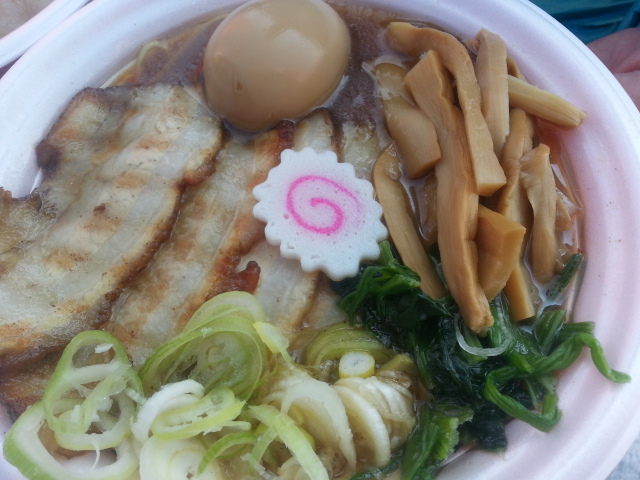 11/17 東京ラーメンショー2013第1幕 2杯目_b0042308_1115936.jpg