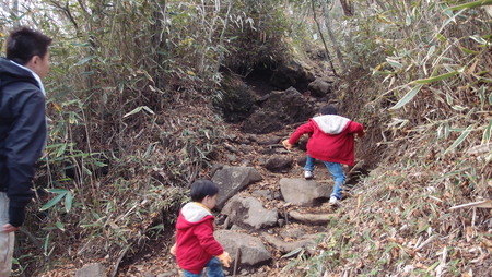 金時山登山＆箱根温泉♪　【前編】_b0010045_2320685.jpg