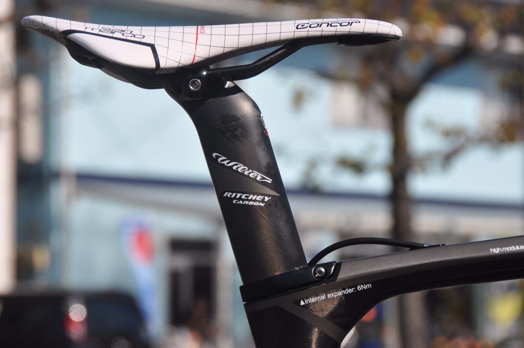Wilier Cento 1 Air　+　新型6800Di2_b0246207_23383727.jpg