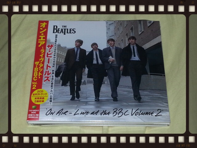 THE BEATLES / ON AIR LIVE AT THE BBC VOLUME 2_b0042308_111957.jpg