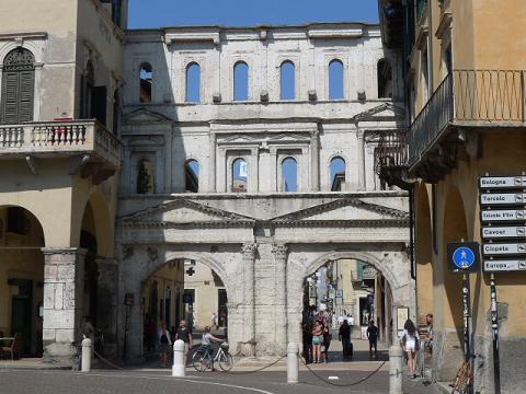 ロミオとジュリエットの街ヴェローナ 後編 (Verona)_d0006400_27667.jpg