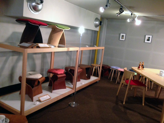プライウッドでインテリアアクセサリーを作ろう!@天童木工東京ショールームのワークショップレポート_e0253101_15212617.jpg