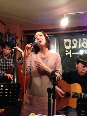 生きてまーす(^_^)/_f0178313_12125776.jpg