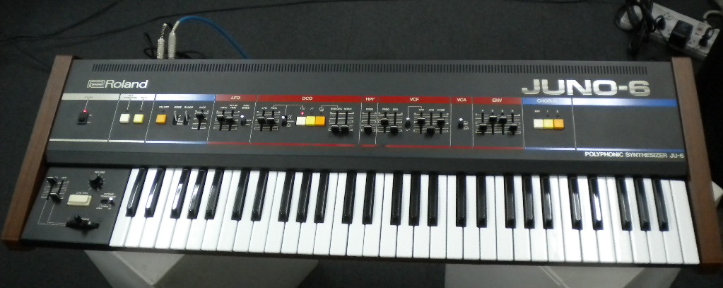 Roland JUNO-6試奏記 : 風流音色まねゑもん Roland JUNO-6試奏記 : 風流音色まねゑもん
