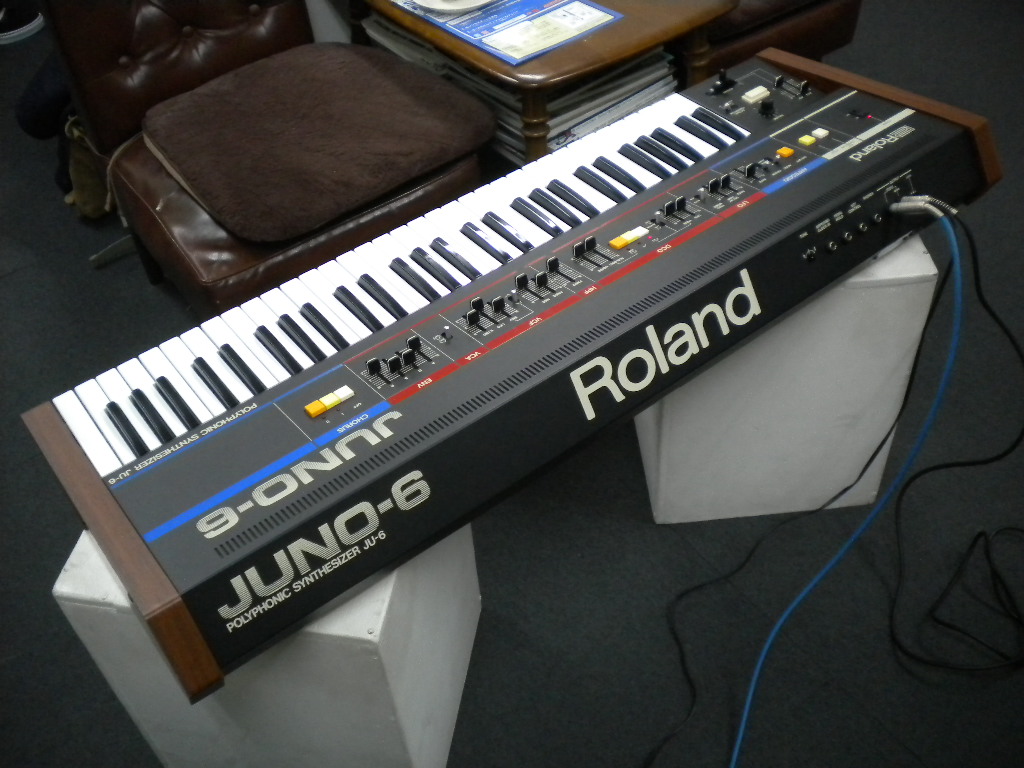 Roland JUNO-6試奏記 : 風流音色まねゑもん Roland JUNO-6試奏記 : 風流音色まねゑもん