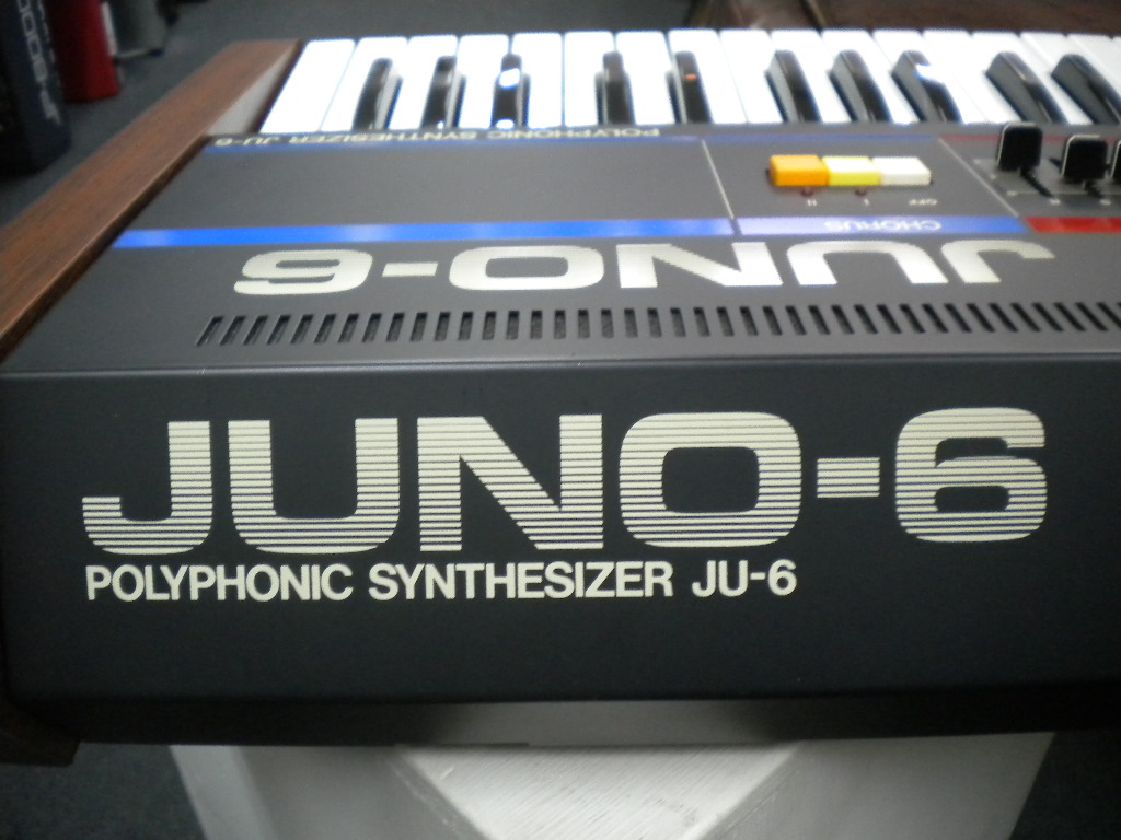Roland JUNO-6試奏記 : 風流音色まねゑもん Roland JUNO-6試奏記 : 風流音色まねゑもん