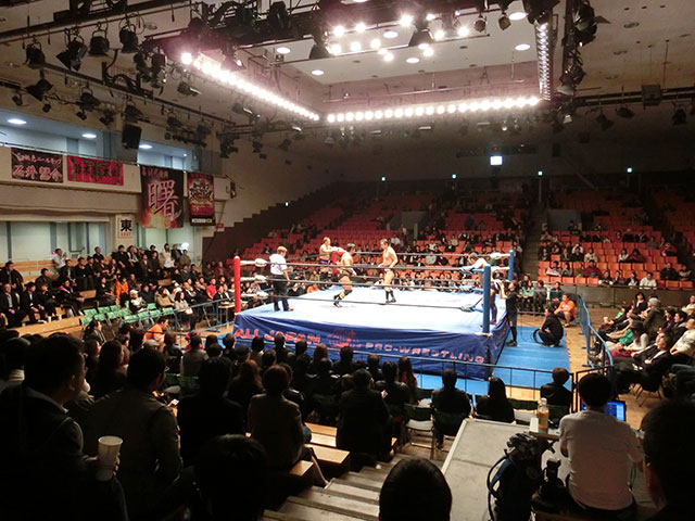 プロレス観戦_d0061380_16402011.jpg