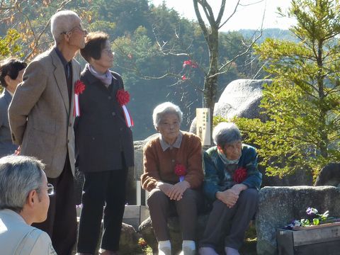 日本一の水車がある道の駅と大正村_c0107402_23114592.jpg