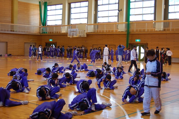 ジュニアサポート研修会を行いました_d0010630_15182896.jpg