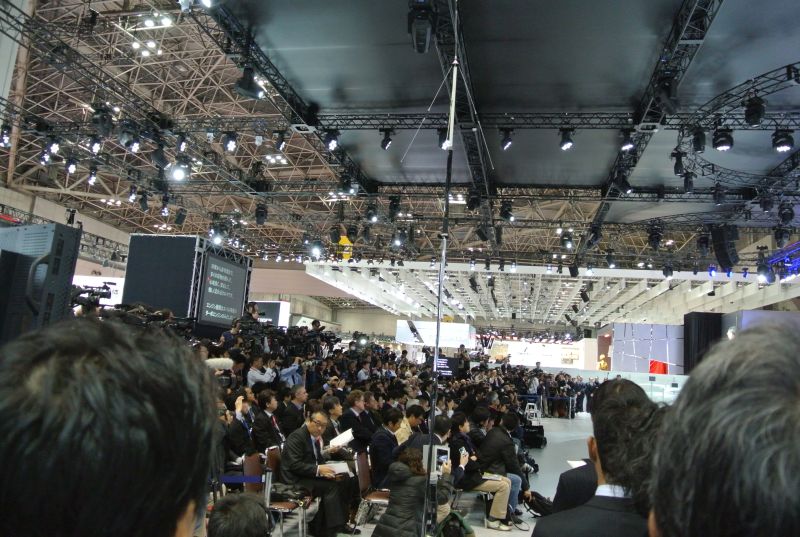 スバルLEVORGとBRZシューティングブレイクに感動!_f0076731_21583637.jpg