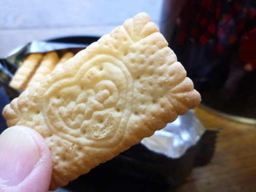 グリコ キスマイビスコ缶_c0152767_20515630.jpg