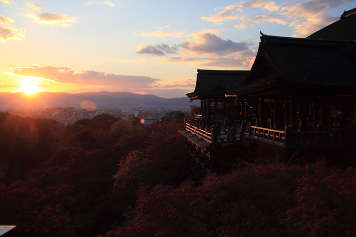 夕焼けに染まる清水寺 極私的京都写真歩記