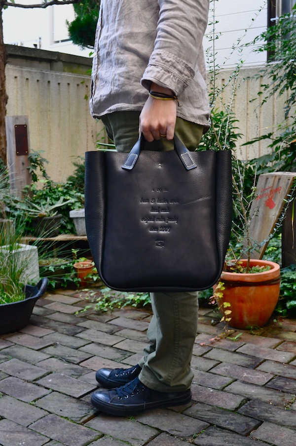 A tote black_b0172633_21461962.jpg