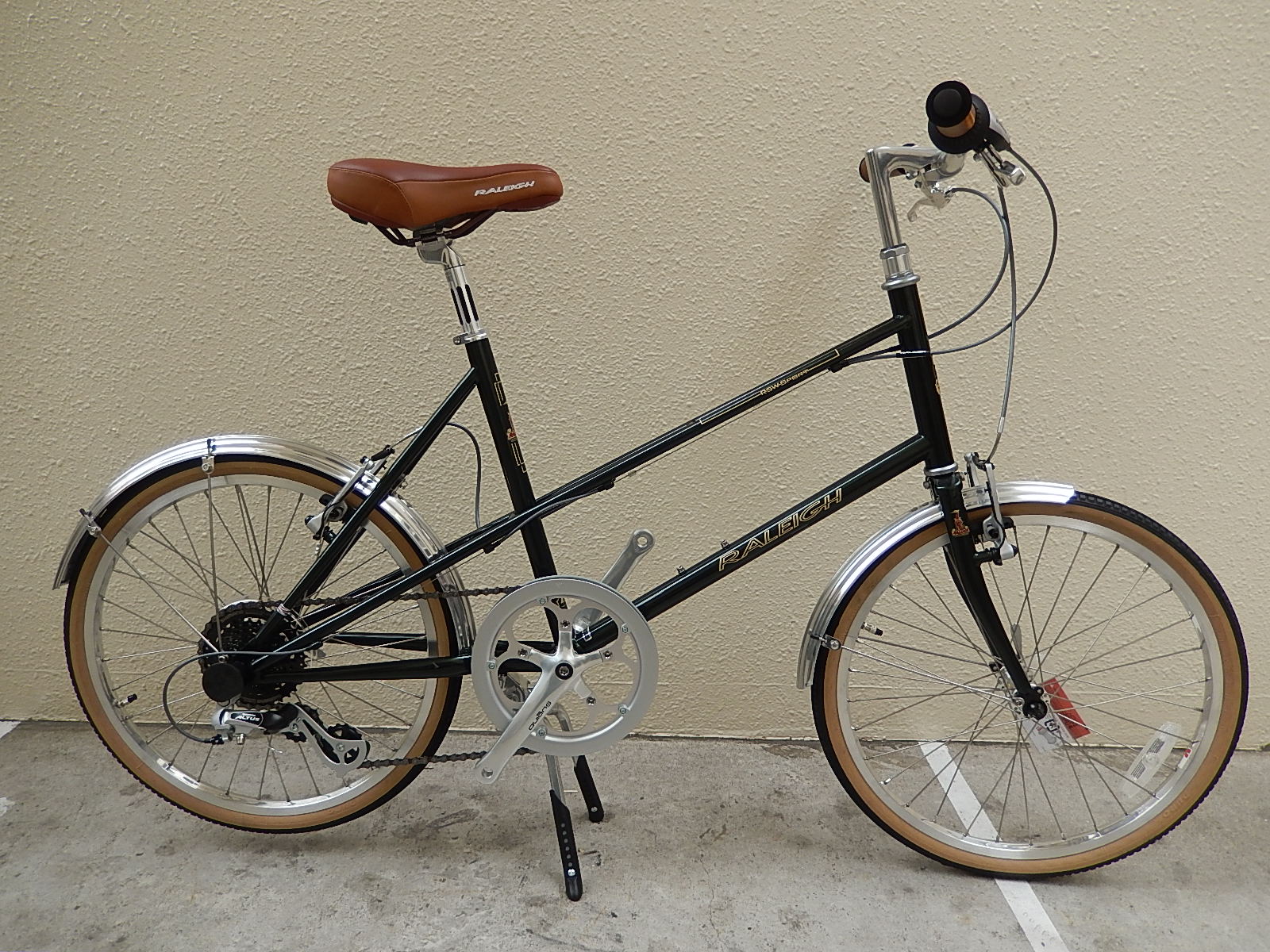 11月25日 渋谷 原宿 の自転車屋 FLAME bike前です!!_e0188759_11474888.jpg