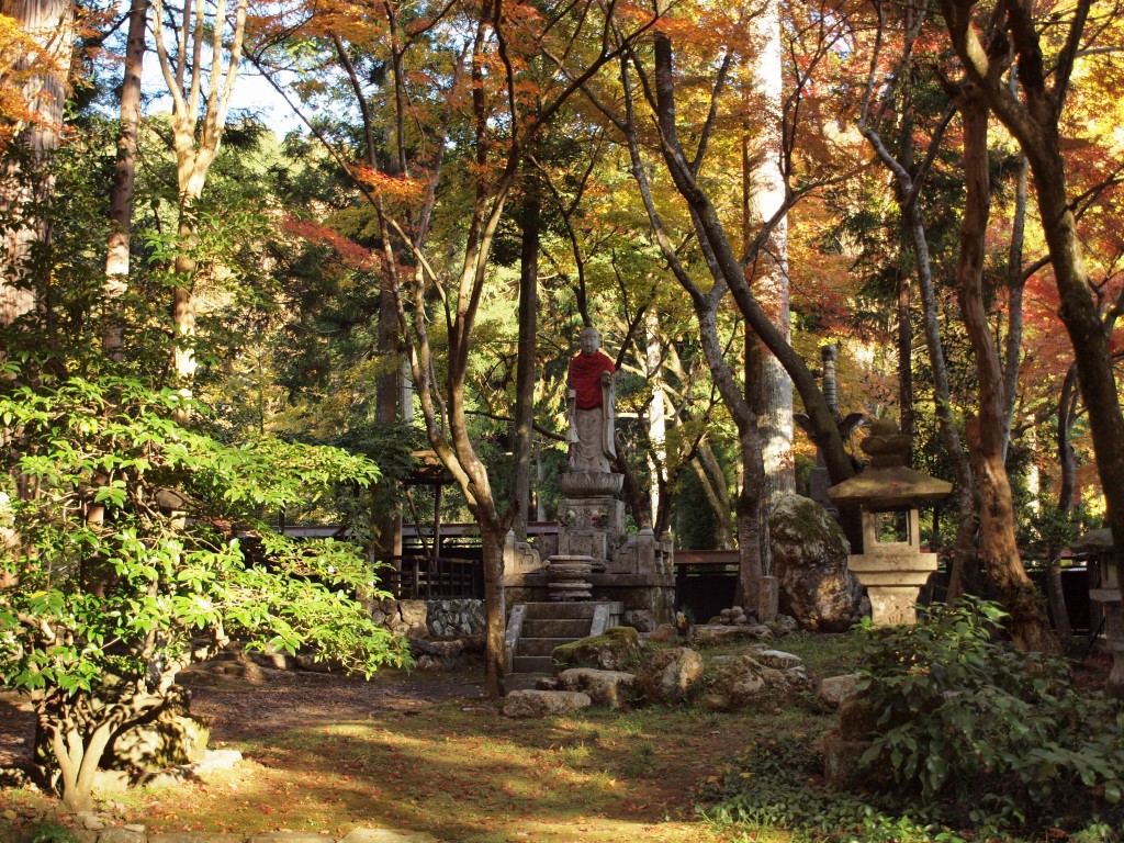 『紅葉の谷汲山華厳寺風景』_d0054276_2042327.jpg