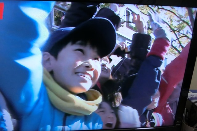 楽天イーグルス優勝パレード頑張れ東北、東北復興に大きな支援楽天優勝パレード、仙台で日本一楽天パレード_d0181492_2022014.jpg