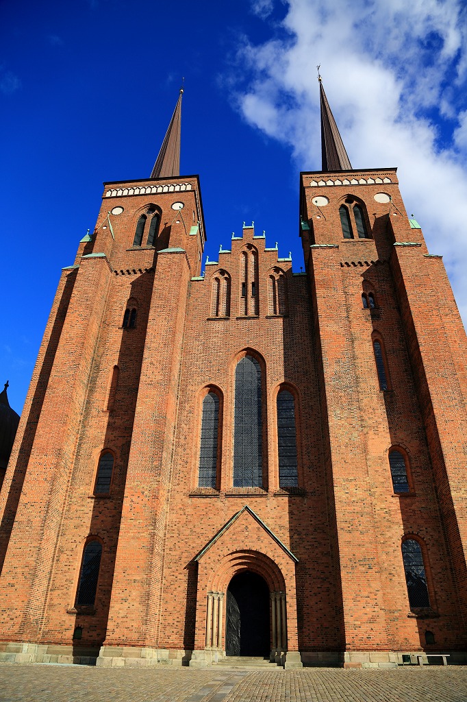 デンマークの世界遺産 ロスキレ大聖堂の内部 旅プラスの日記
