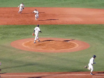 大商大対明治大　１１月１９日　第４４回明治神宮野球大会　準決勝_b0166128_107250.jpg