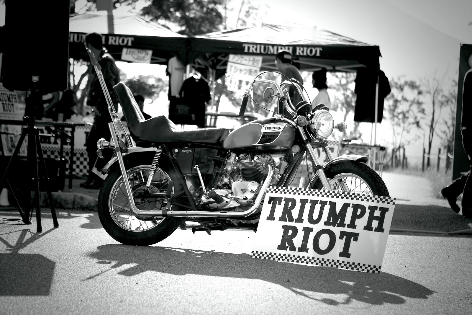 TRIUMPH RIOT 3rd _c0227366_028826.jpg