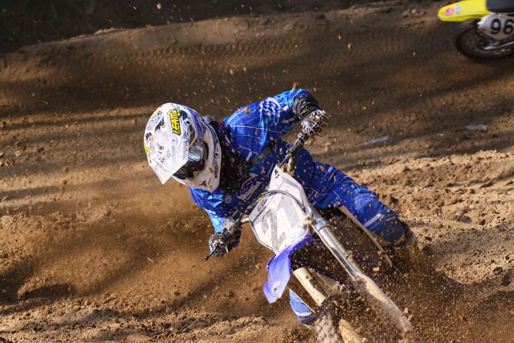 MX FIELD TOYOTA午後１_a0083074_2122259.jpg
