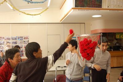 楽しいゲーム大会!_a0154110_16541524.jpg