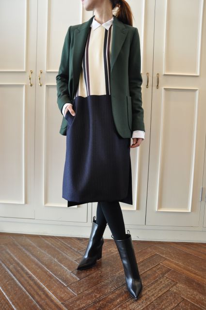 クールな女性らし さ ・・・ DRIES VAN NOTEN ._b0110586_1955710.jpg