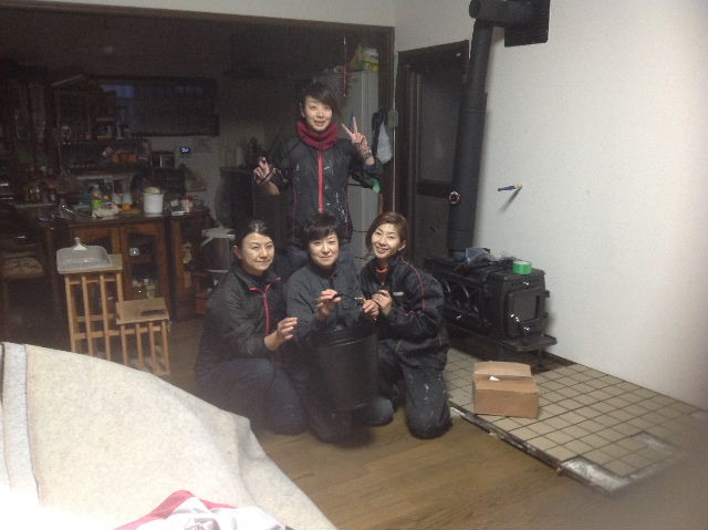 薪ストーブ設置_f0031037_2063459.jpg