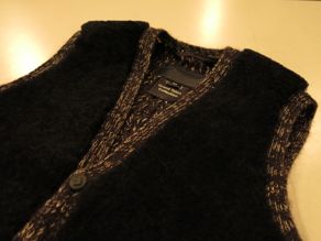 \"Rocky Mountain Featherbed GRAND TETON COLLECTION Sheepskin Vest\"ってこんなこと。_c0140560_1734408.jpg