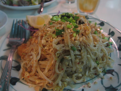The best Thai restaurant._c0153966_18132310.jpg