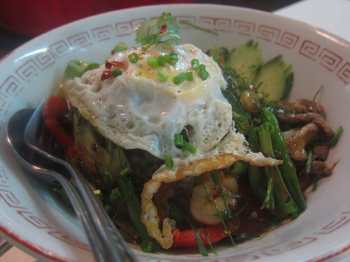 The best Thai restaurant._c0153966_18141858.jpg