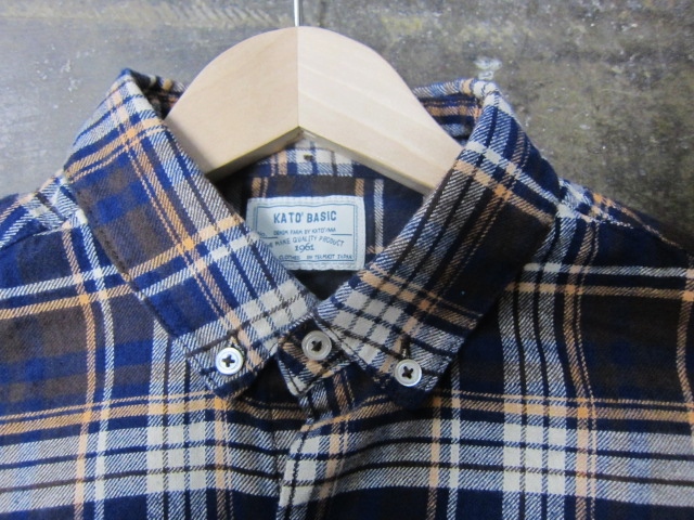 Kato BASIC ・・・ NELL、ネル、ねる、、、秀逸配色のNELL SHIRTS 達!!!_d0152280_23175261.jpg