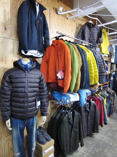 Kato BASIC ・・・ NELL、ネル、ねる、、、秀逸配色のNELL SHIRTS 達!!!_d0152280_2326274.jpg