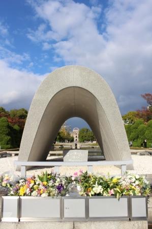 広島旅行 ⑧ ～原爆ドーム・平和記念公園、広島城～_a0195987_14431107.jpg