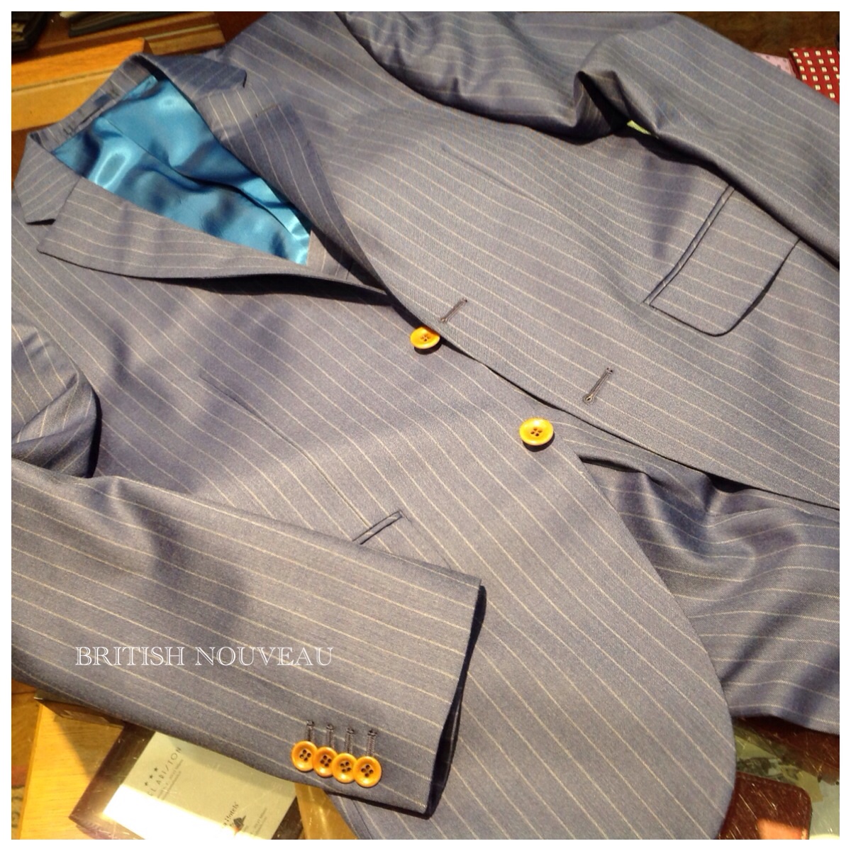 ちょいエロなCUSTOM MADE SUIT仕上がりました。_f0039487_163359.jpg