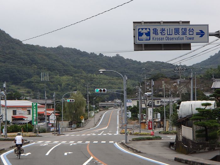 『しまなみ海道ポタリング ２０１３／亀老山はパス、カレイ山に登ろうの巻』 sk-11  _a0104495_5481828.jpg