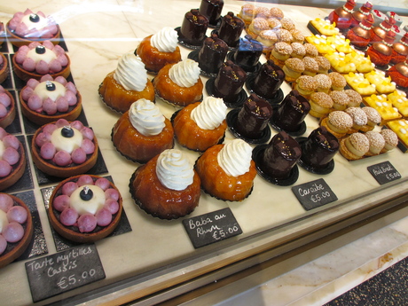 Pâtisserie Cyril Lignac rue Chaillot - パティスリー・シリル・リニャック_a0231632_16501586.jpg