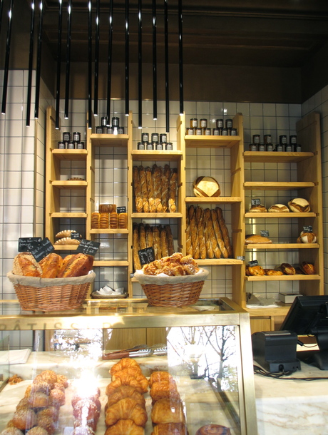 Pâtisserie Cyril Lignac rue Chaillot - パティスリー・シリル・リニャック_a0231632_16594818.jpg