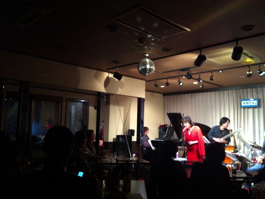 c0229062_1238099.jpg