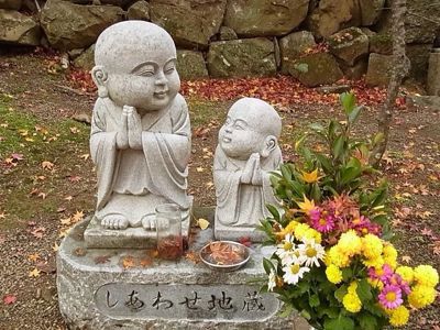 大威徳寺2~お地蔵さんともみじ~_e0136066_2134253.jpg