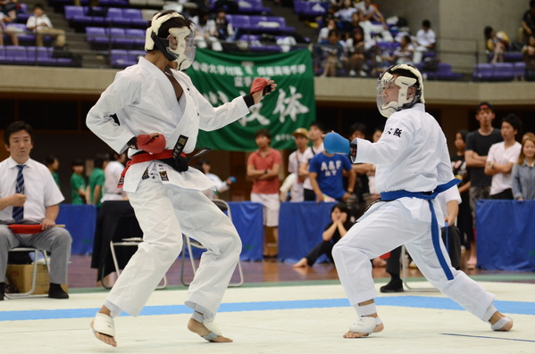 第33回近畿高等学校空手道大会　組合せ抽選会は30日_e0238098_9452010.jpg